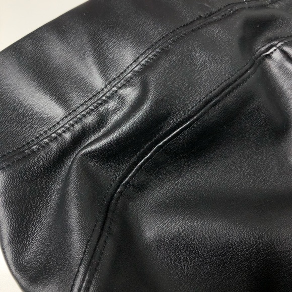 Black Faux Leather Mid-Rise Legging Size Small - Picture 10 of 11